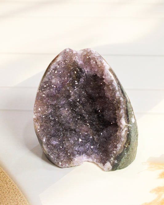 Amethyst Geode #1 - 162 gm