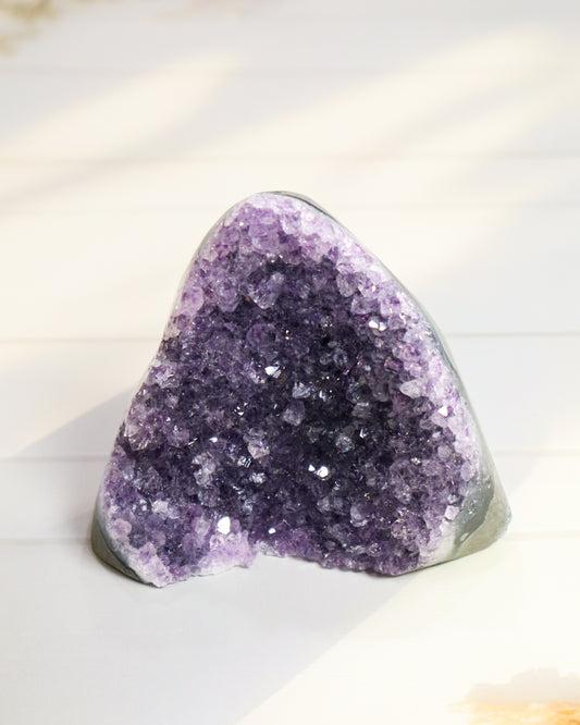 Amethyst Geode #6 - 318 gm